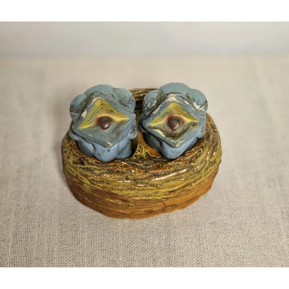 Vintage Ceramic Blue Birds In Nest Salt And Pepper Shakers
